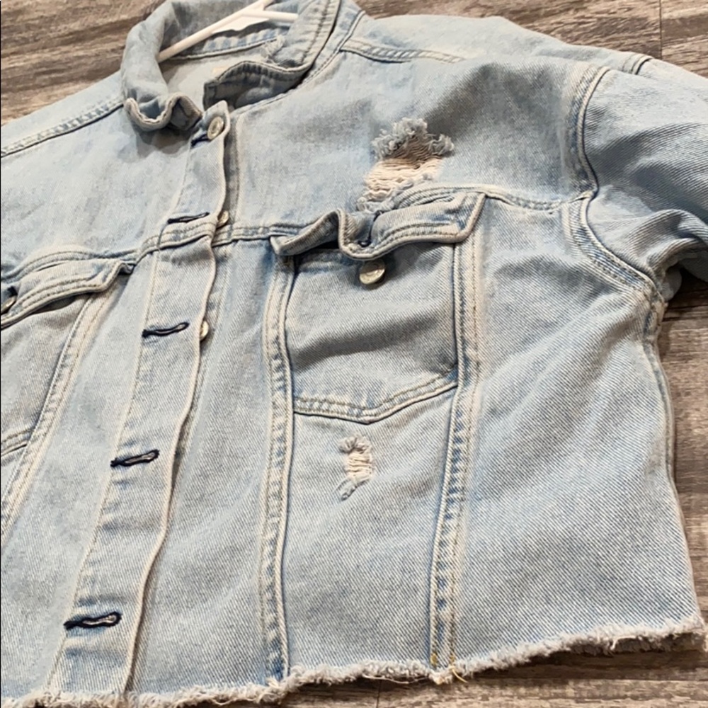 Jean jacket - Picture 2 of 3